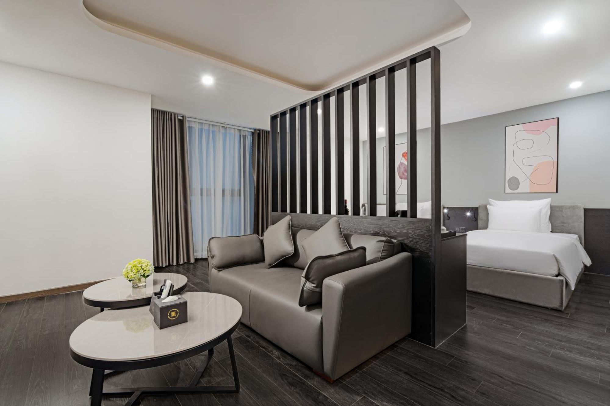Mercy Emerald Hotel Da Nang Exterior foto