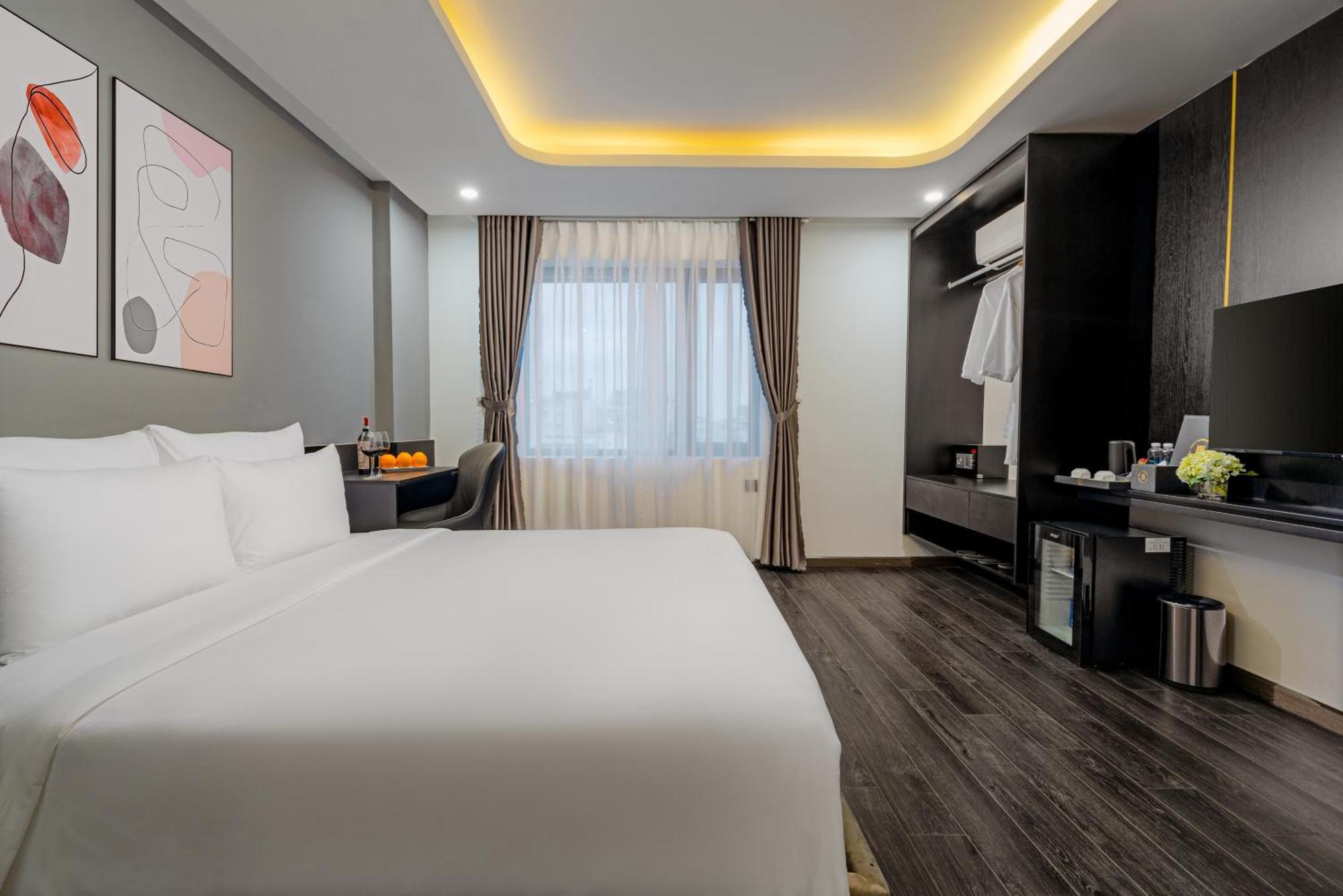 Mercy Emerald Hotel Da Nang Exterior foto